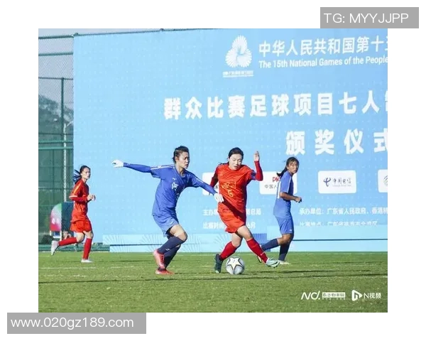 重庆足球队的团队协作揭秘:如何在绿茵场上实现完美配合与默契合作 重庆足球队的团队协作揭秘:如何在绿茵场上实现完美配合与默契合作